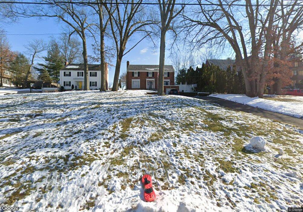 78 Whetton Rd, West Hartford, CT 06117 - photo 1