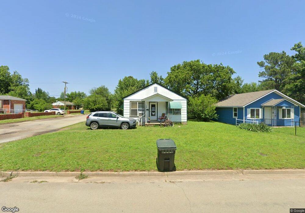 1208 E Cherry St, Cushing, OK 74023 - photo 1