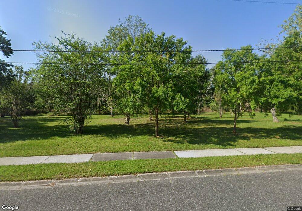 6882 Bakersfield Dr, Jacksonville, FL 32210 - photo 1