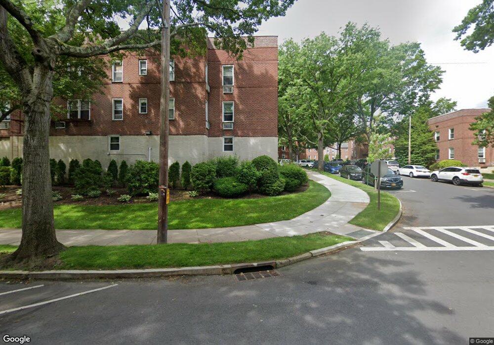 701 Palmer Ct unit 1D, Mamaroneck, NY 10543 - photo 1