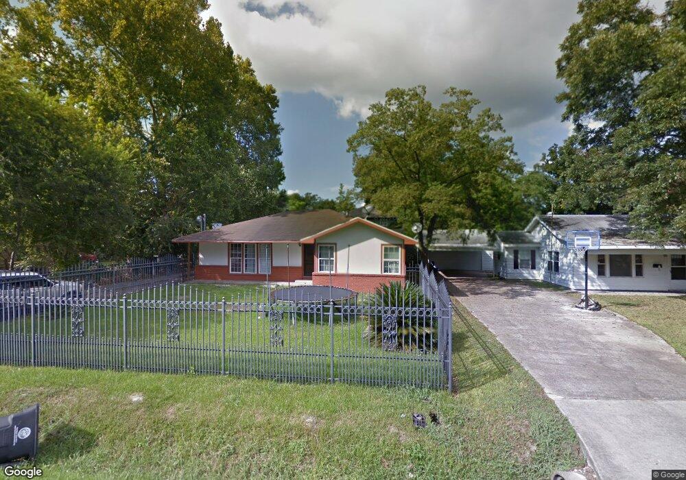 219 Dipping Ln, Houston, TX 77076 - photo 1