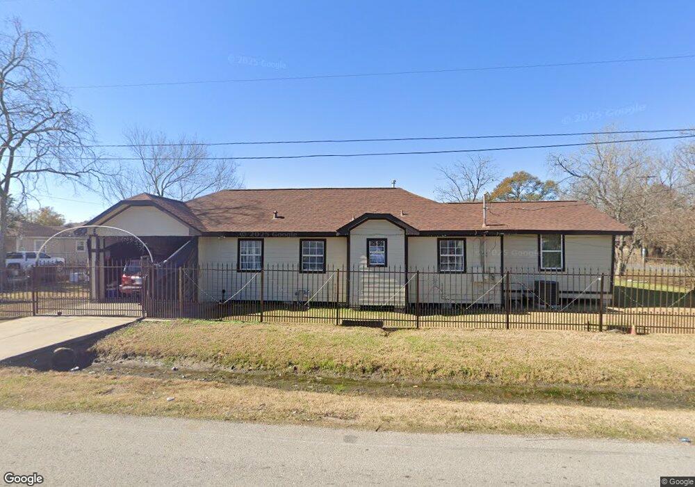 1728 Warwick Rd, Houston, TX 77093 - photo 1