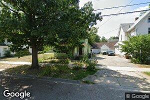 325 N Sycamore St, Lansing, MI 48933