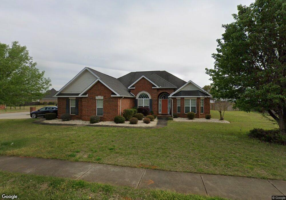 701 Twelve Oaks Dr, Warner Robins, GA 31088 - photo 1