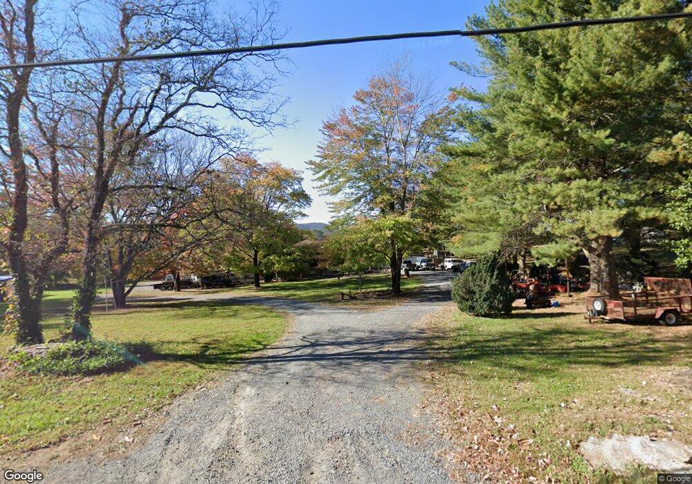 9440 Crest Hill Rd, Marshall, VA 20115 - photo 1