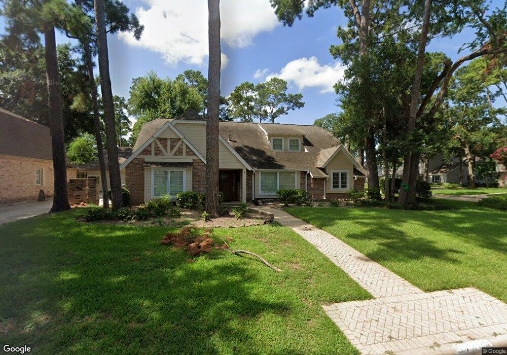 13519 Saint Marys Ln, Houston, TX 77079 - photo 1