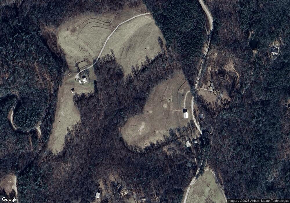 981 Low Gap Rd, Clarkesville, GA 30523 - photo 1