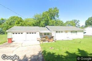 401 N Fulton St, Payson, IL 62360