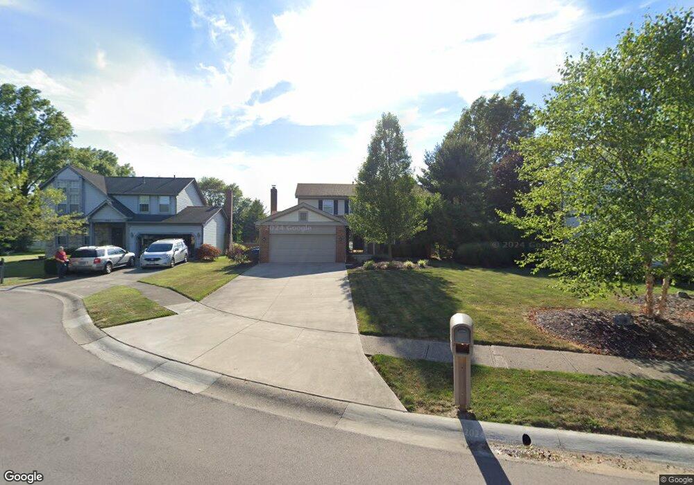 589 Witham Ct, Columbus, OH 43230 - photo 1