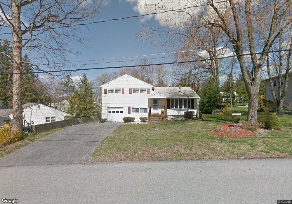 3 Merrick Rd, Poughkeepsie, NY 12603 - photo 1