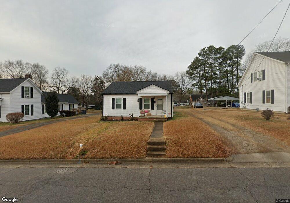 109 Harris St, Oxford, NC 27565 - photo 1