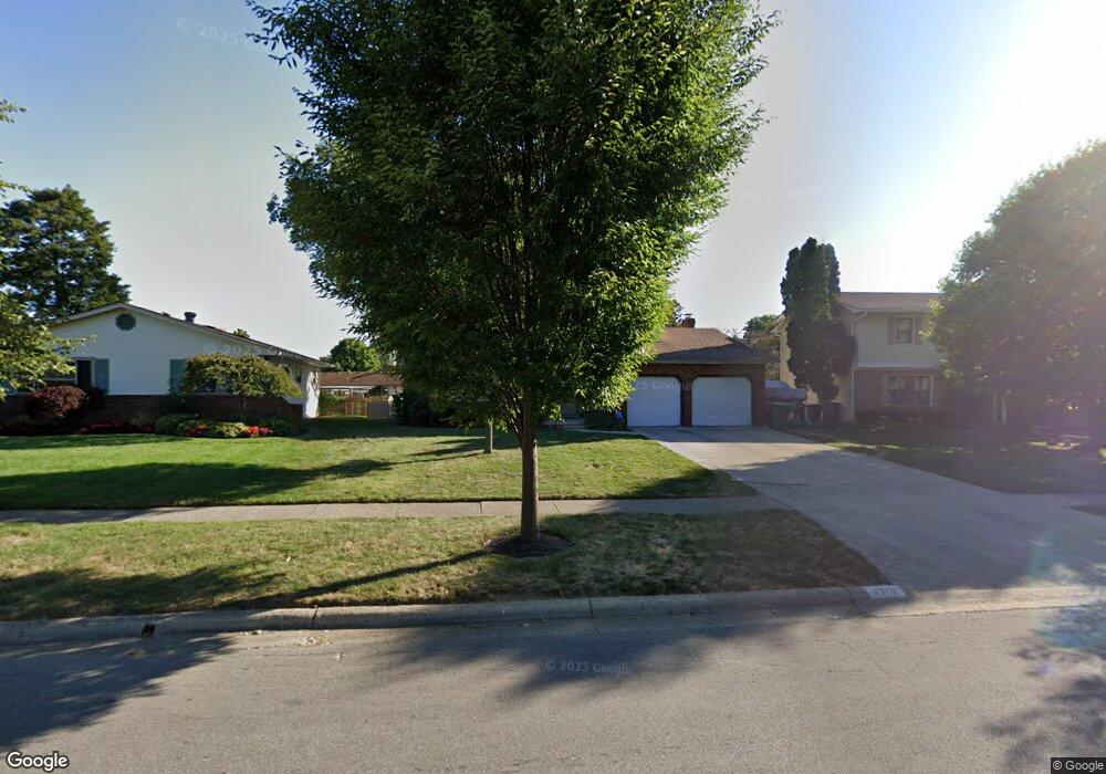 1716 Alpine Dr, Columbus, OH 43229 - photo 1