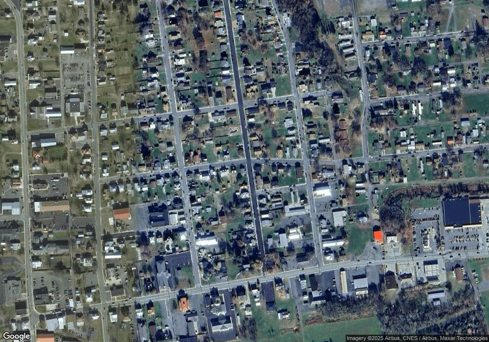 28 Pierpont St, Petersburg, WV 26847 - photo 1