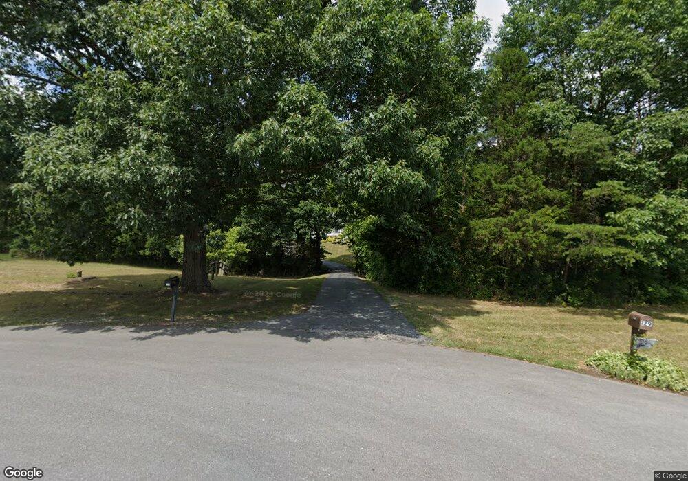 123 Lone Oak Ct, Bunker Hill, WV 25413 - photo 1