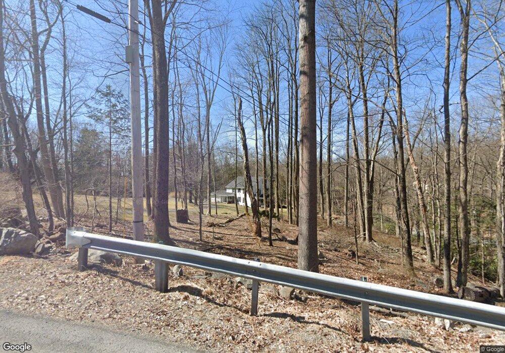 2319 Gravel Rd, Canadensis, PA 18325 - photo 1