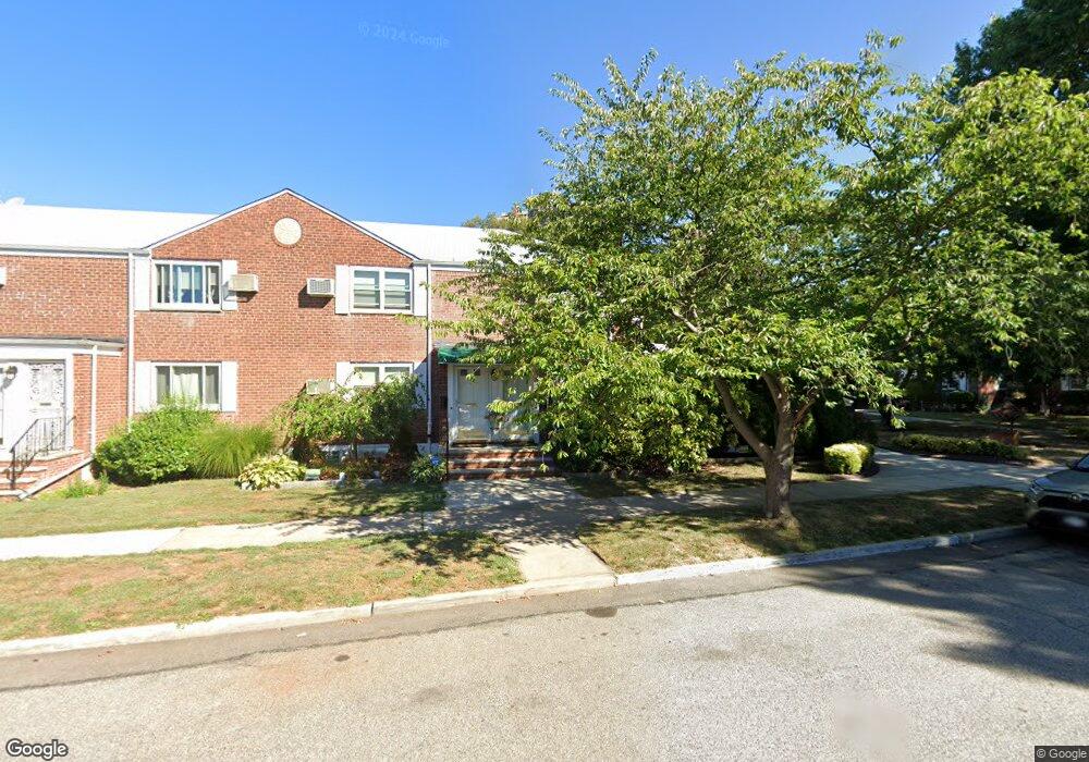 264-17 Langston Ave unit E-2, Glen Oaks, NY 11005 - photo 1