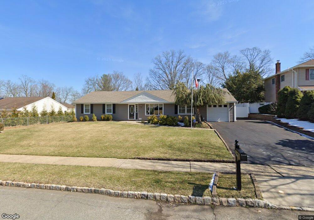 21 Winterberry Cir, Piscataway, NJ 08854 - photo 1