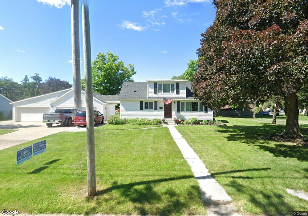 1308 Olmstead St, Owosso, MI 48867 - photo 1