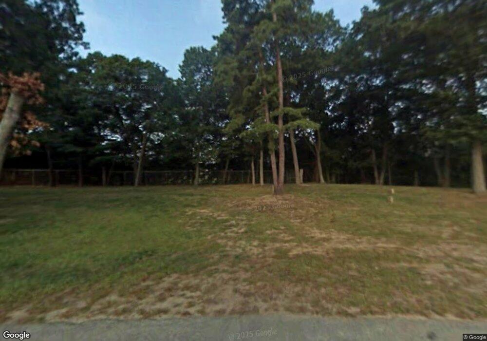 531 Lake Shore Dr, Warwick, RI 02889 - photo 1