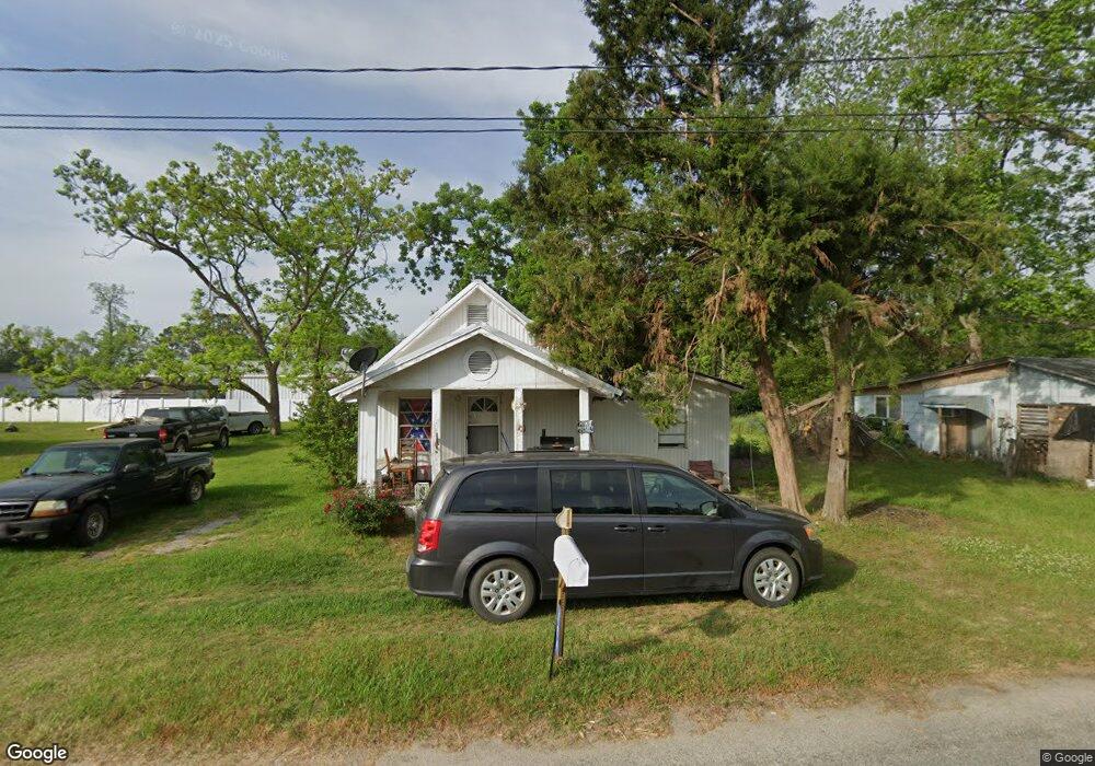 124 W Elm St, Ambrose, GA 31512 - photo 1