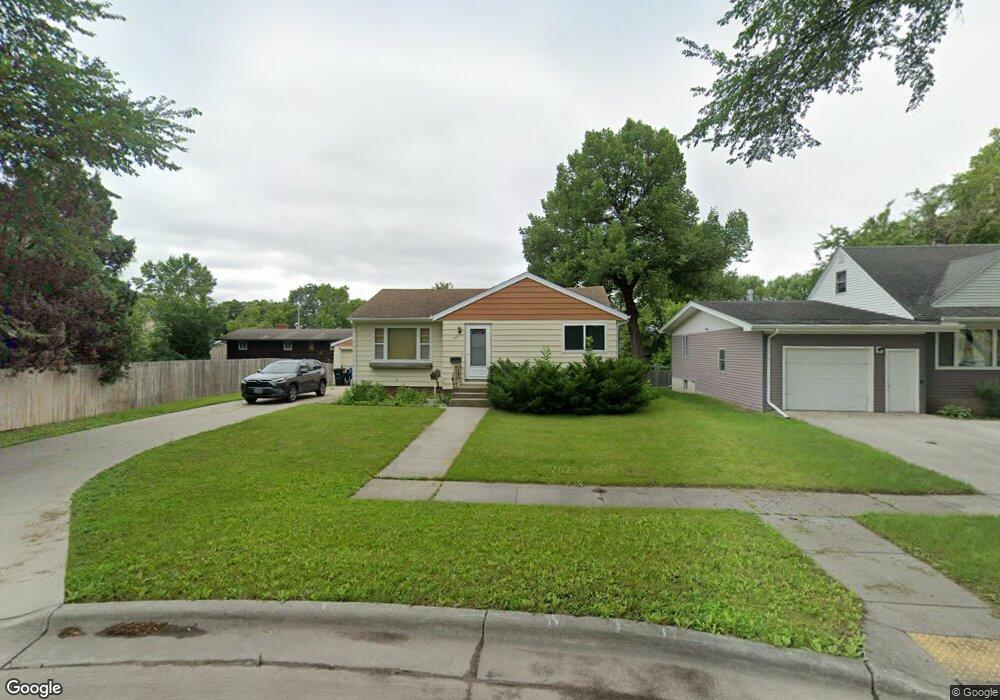 202 20th Ave N, Fargo, ND 58102 - photo 1