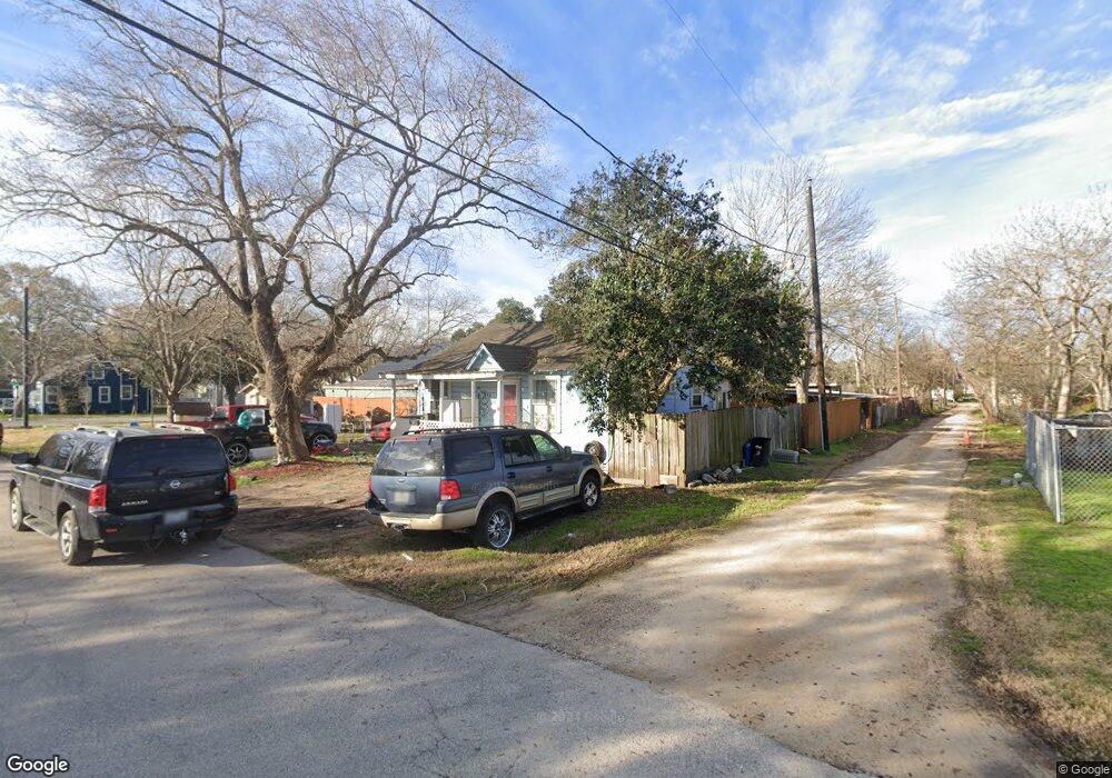 718 San Jacinto St, Rosenberg, TX 77471 - photo 1