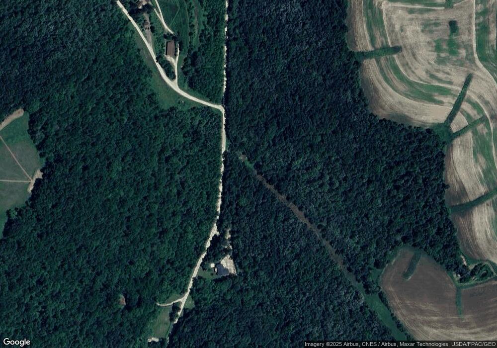 7177 Chisholm Rd, Houston, MN 55943 - photo 1