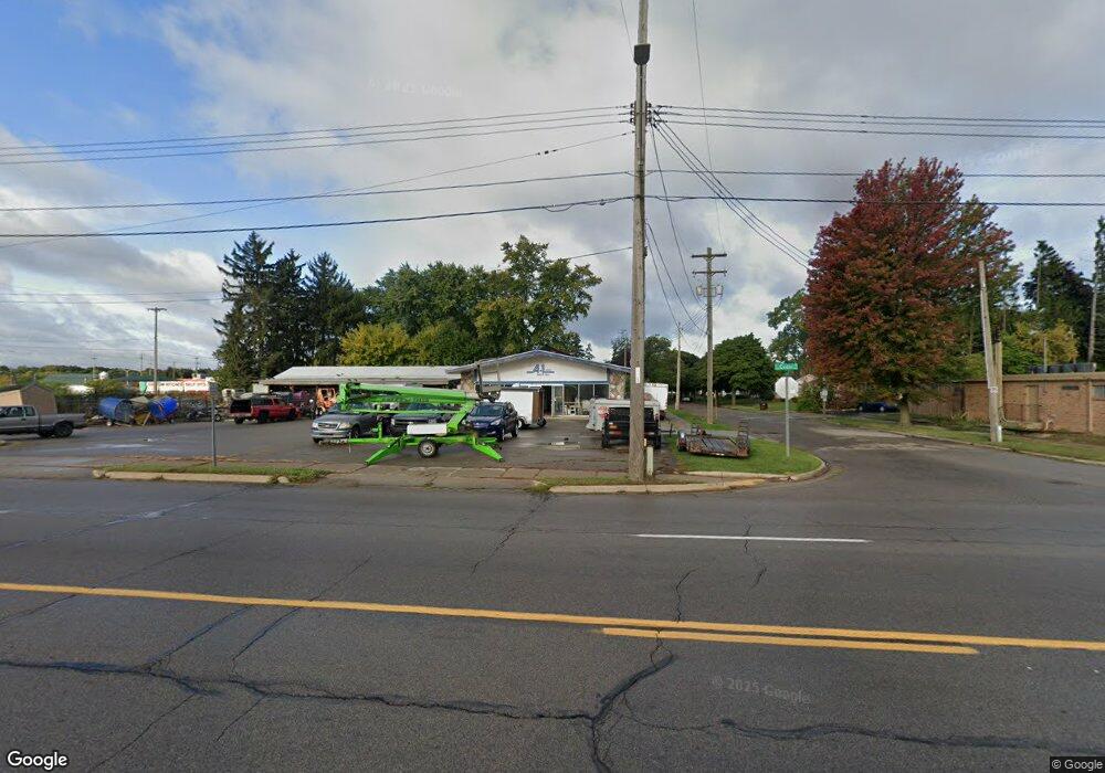 4916 S Cedar St, Lansing, MI 48910 - photo 1