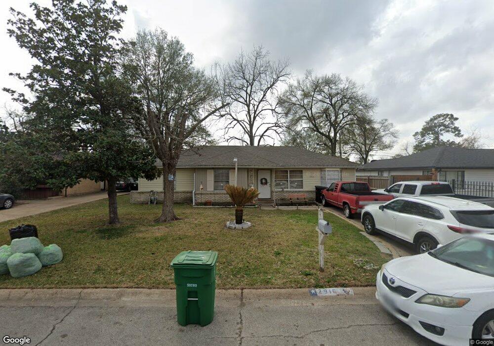2916 Trenton Rd, Houston, TX 77093 - photo 1