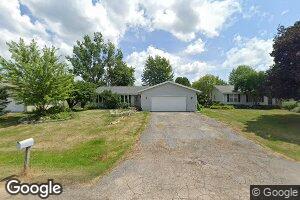 155 Rainbow Dr, Capron, IL 61012