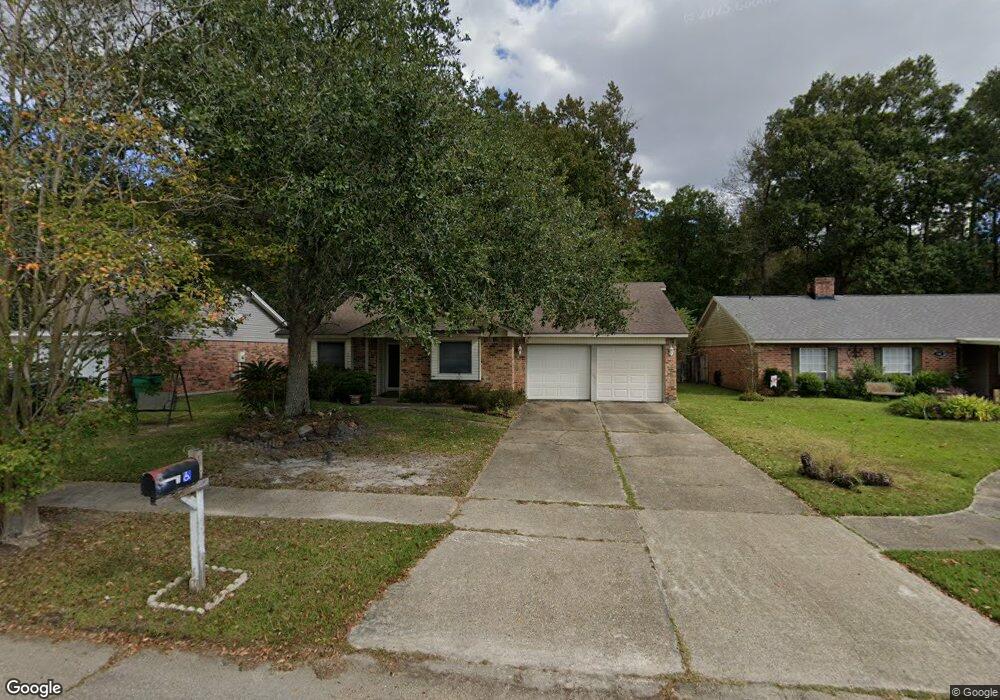 102 E Queens Dr, Slidell, LA 70458 - photo 1