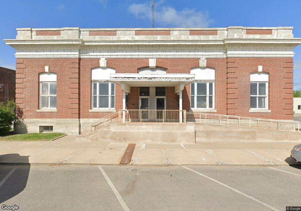 223 N Williams St, Moberly, MO 65270 - photo 1