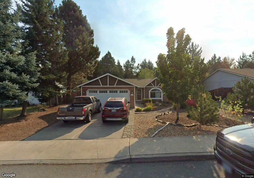 1958 NE Red Rock Ln, Bend, OR 97701 - photo 1
