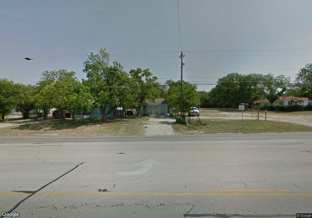 1616 E Adams Ave, Temple, TX 76501 - photo 1