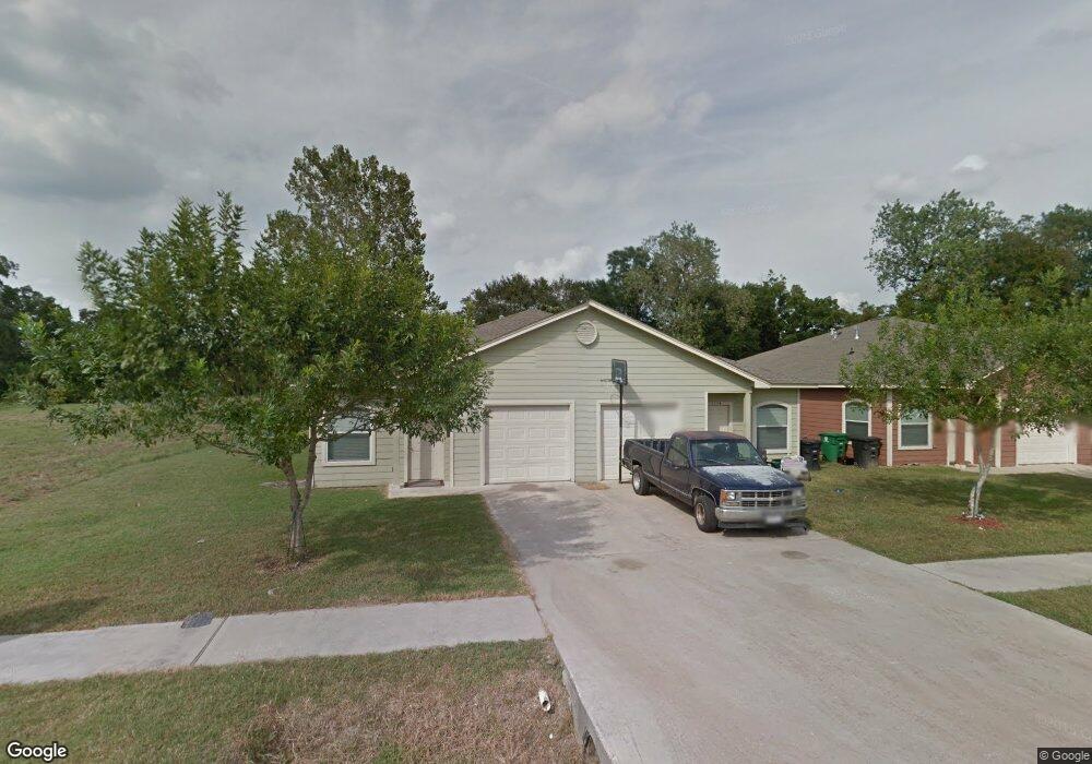 1116 Charles St, Houston, TX 77088 - photo 1