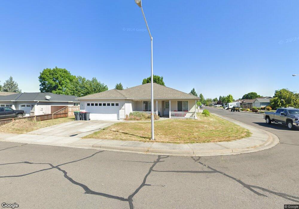 2663 St James Way, Central Point, OR 97502 - photo 1