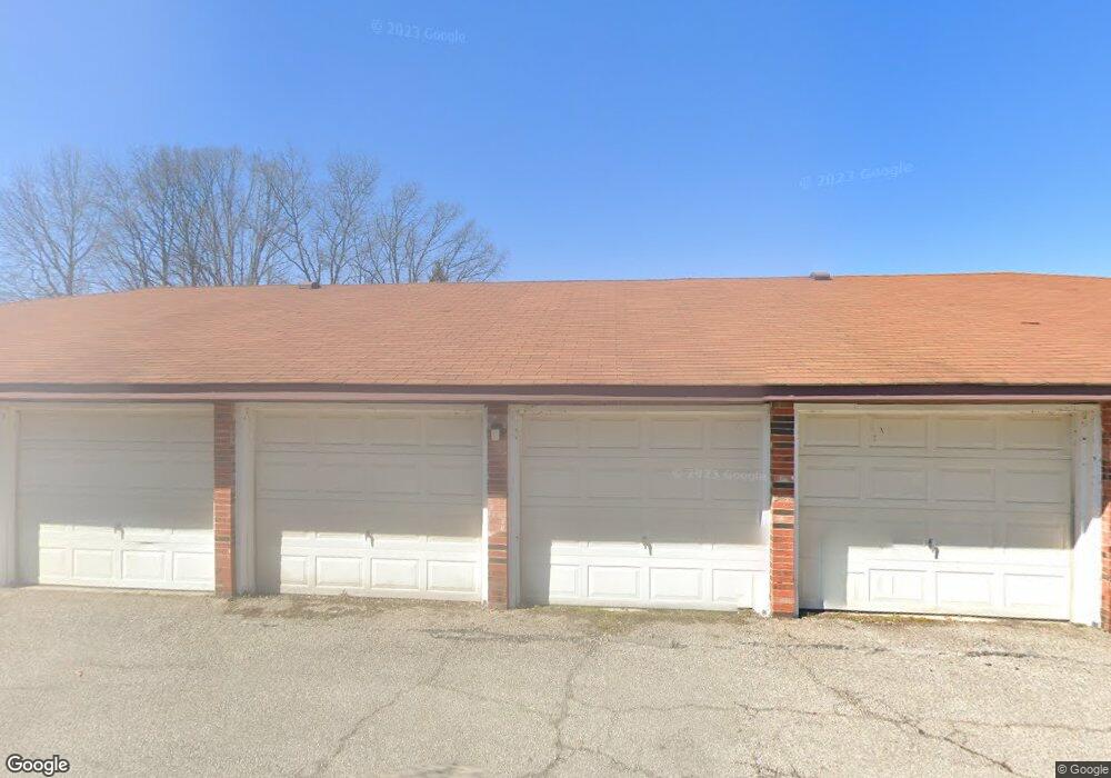 725 Kenny Ln, Marysville, OH 43040 - photo 1