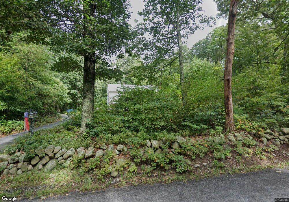 9 Hancock St, Plainville, MA 02762 - photo 1