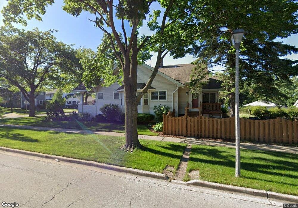 407 N Addison Ave, Elmhurst, IL 60126 - photo 1