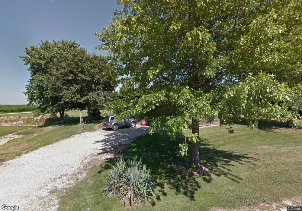 2102 E Woodland Ln, Jacksonville, IL 62650 - photo 1