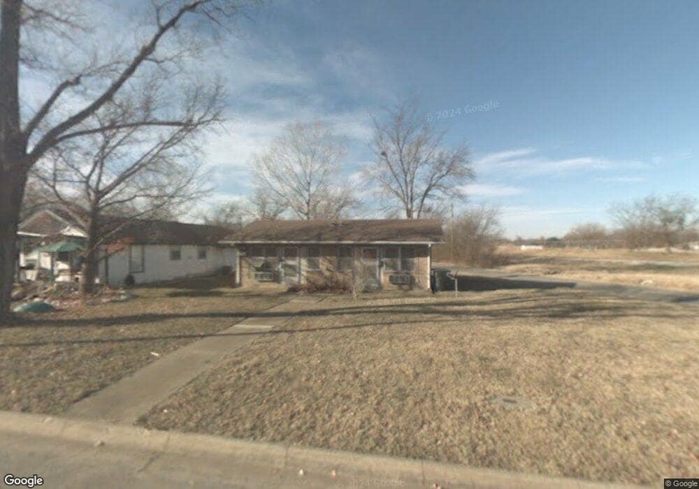 528 N Andrews Ave, Sherman, TX 75090 - photo 1