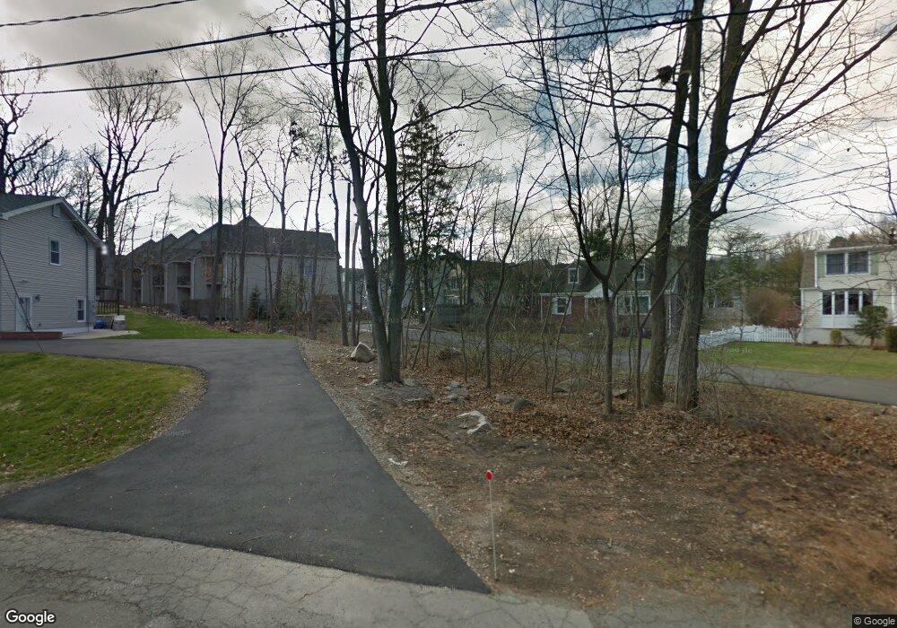 83 Locust Ave unit 425, New Canaan, CT 06840 - photo 1