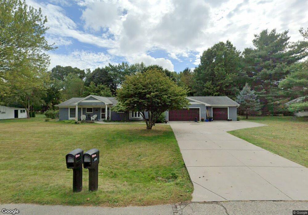 4545 Pickering Rd, Bloomfield Hills, MI 48301 - photo 1