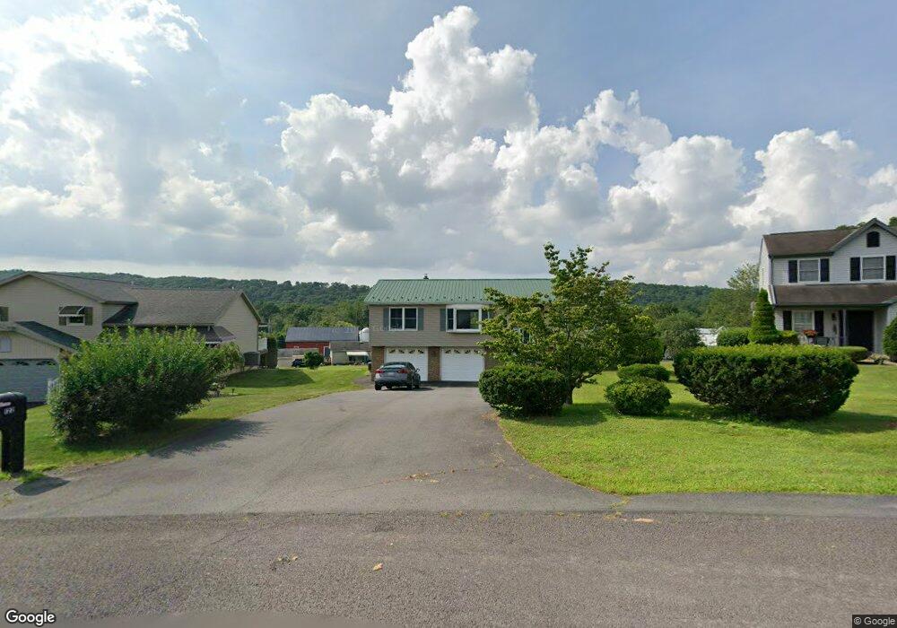 122 Applegate Ln, Drums, PA 18222 - photo 1