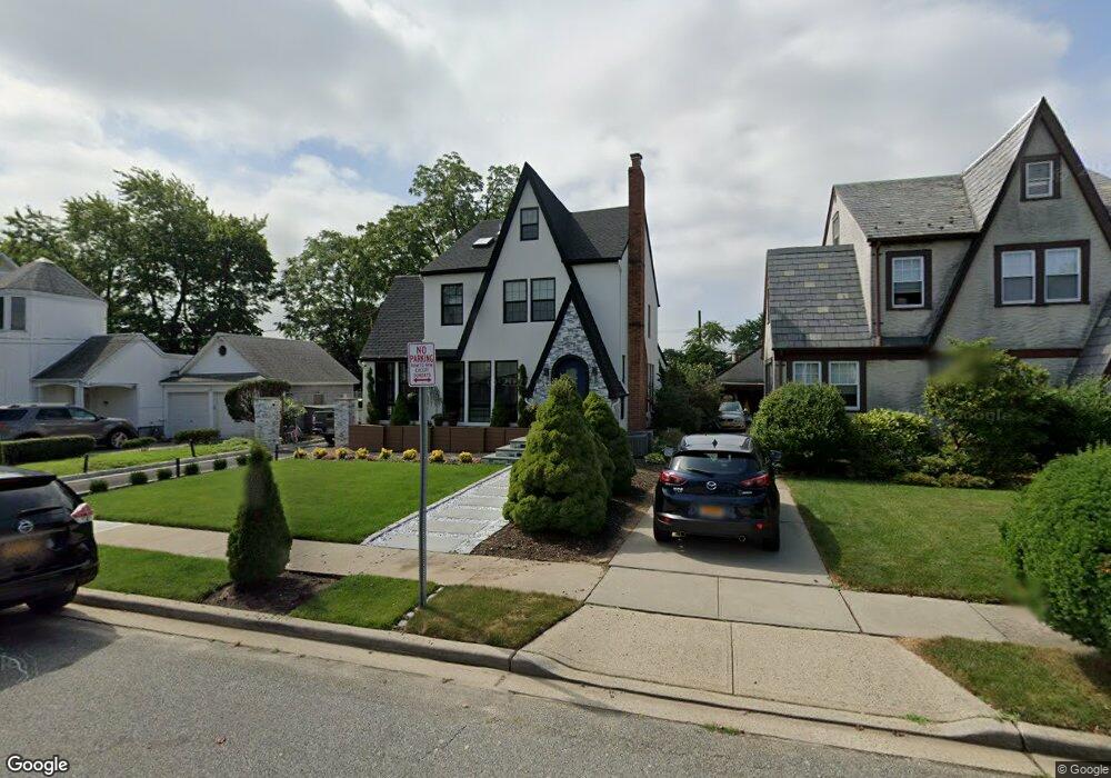 151 Regent Place, West Hempstead, NY 11552 - photo 1