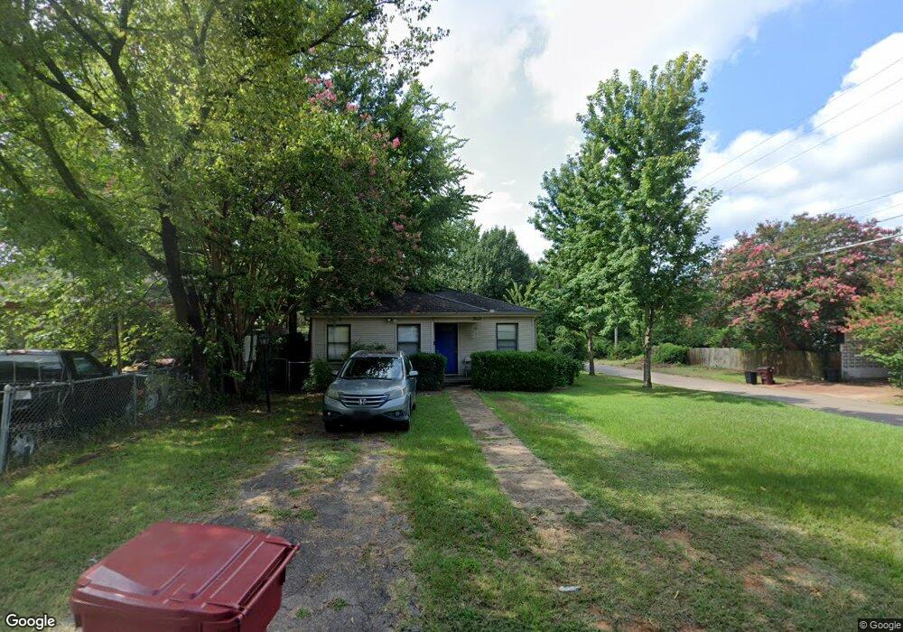 302 E Bissell St, Hugo, OK 74743 - photo 1