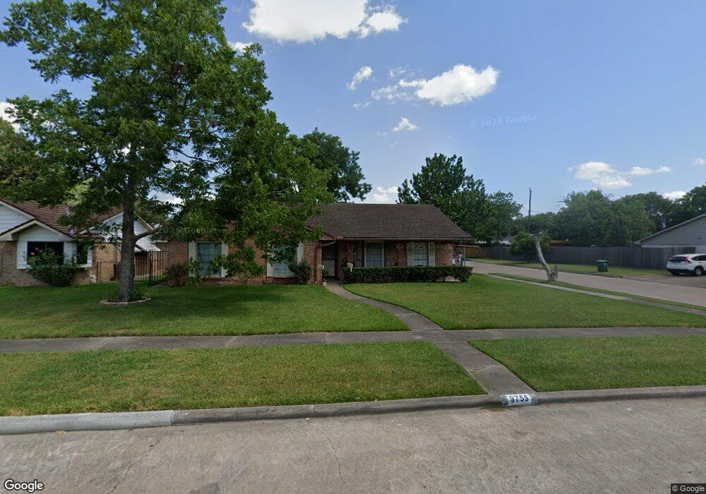 9755 Southport Dr, Houston, TX 77089 - photo 1