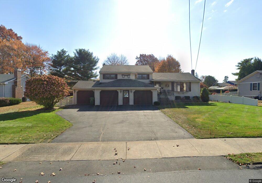 36 Ridgecrest Ln, Bristol, CT 06010 - photo 1