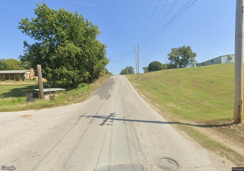 463 Locust St, Locust Grove, OK 74352 - photo 1