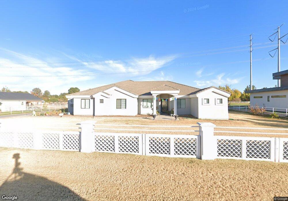 15818 E Vaughn Ave, Gilbert, AZ 85234 - photo 1